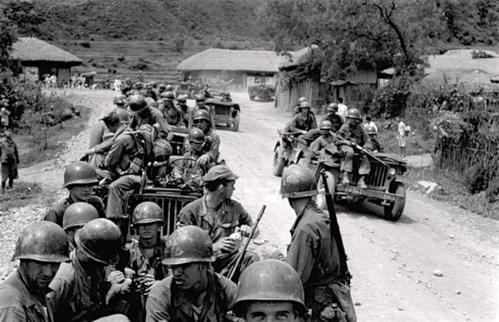 美国人看志愿军打败美军王牌,志愿军最令美军胆寒的一幕