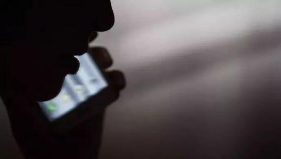 你能看出谁是真的警察吗,你能猜出谁是真正的警察吗