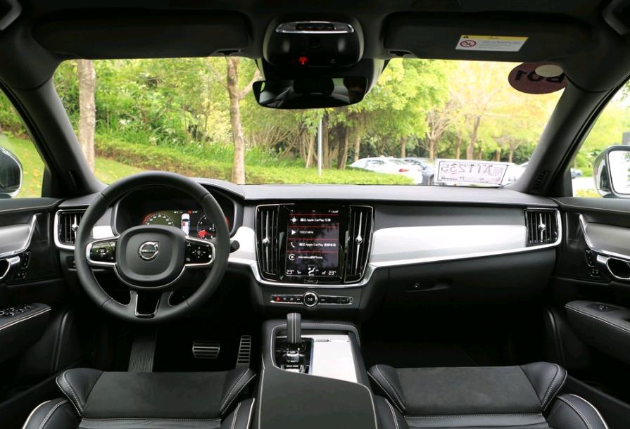 23款沃尔沃s90t8混动版试驾体验,胖哥沃尔沃s902022款试驾评测