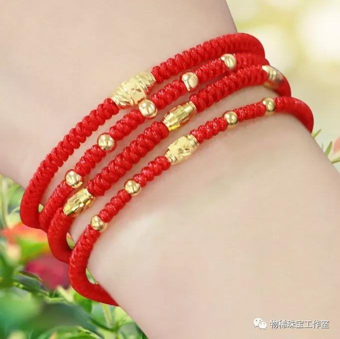 72岁女虎本命年戴什么首饰最好,本命年戴什么珠宝手链