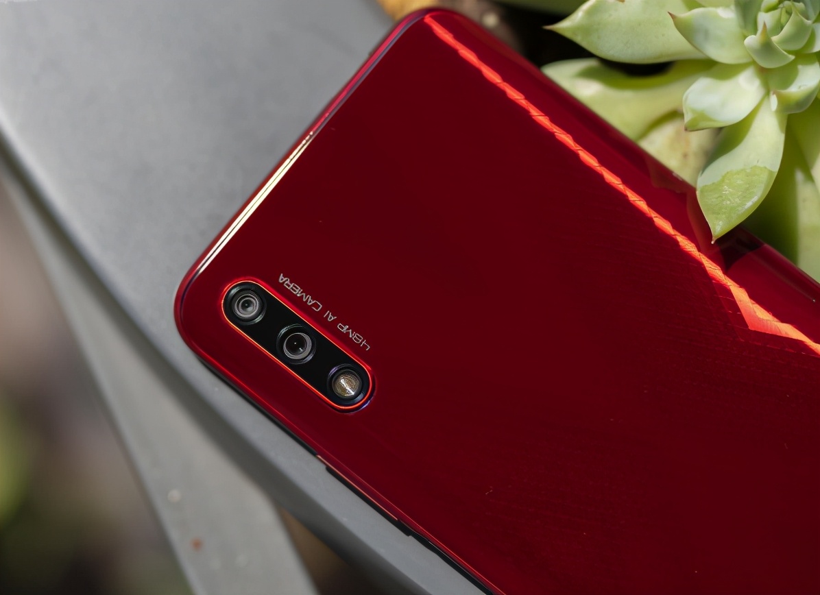 华为手机照相性价比高的型号,华为哪个型号性价比最高