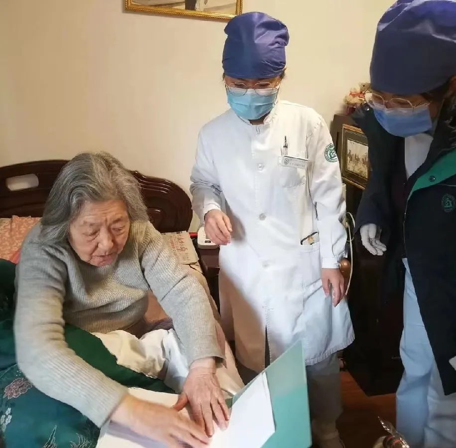 为民服务零距离主动上门解民忧,便民服务新举措暖心暖意解民忧