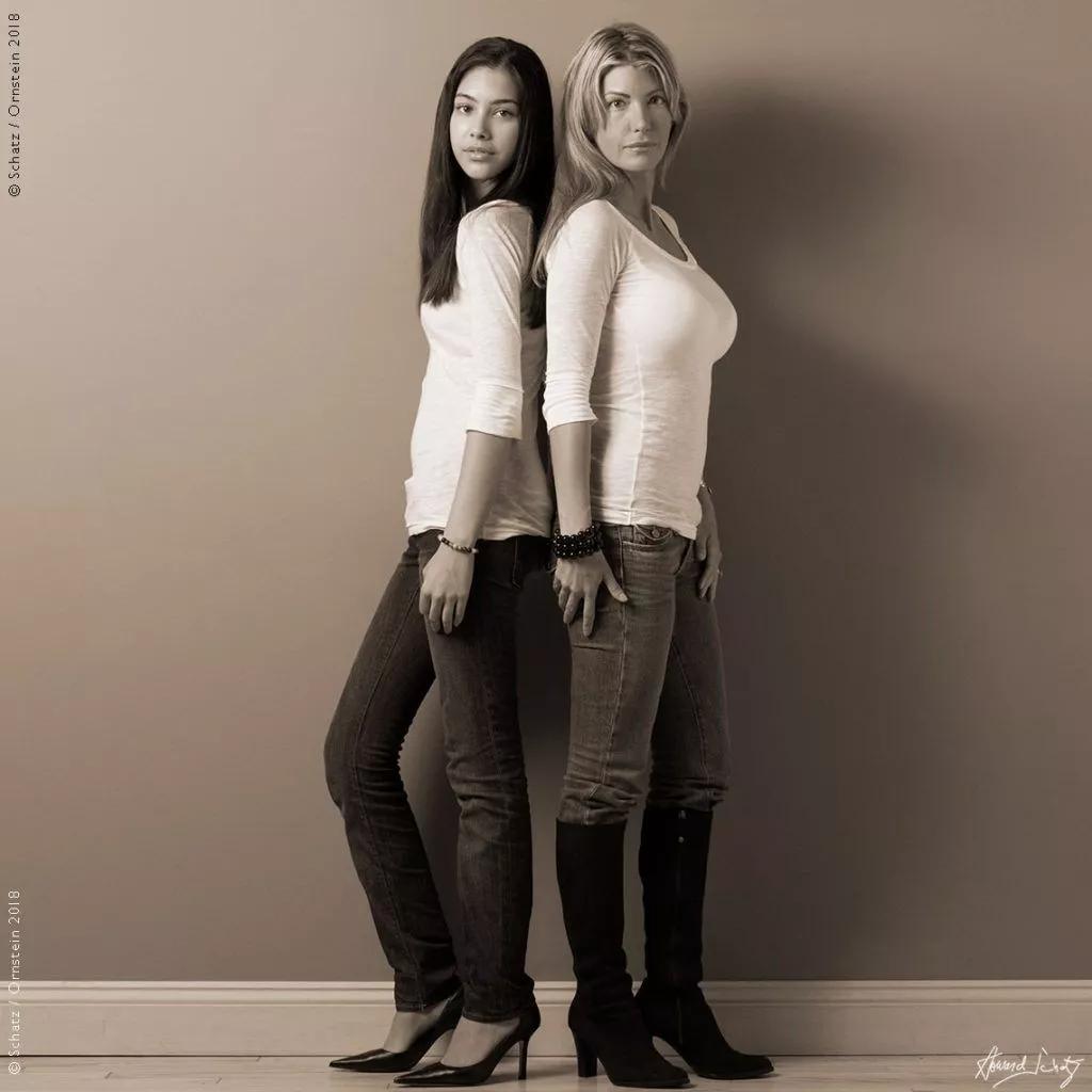 模特们啊~~妈妈的基因太强大，据说“女儿会偷走麻麻的美丽？