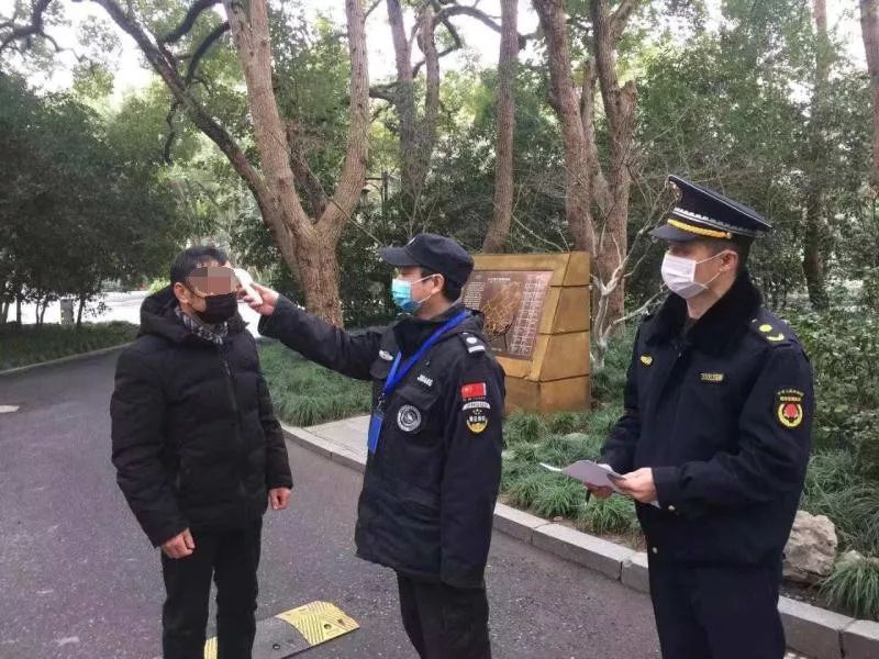 西湖景区升级防疫管控措施，地铁1、2、4号线行车间隔调整为9分30秒