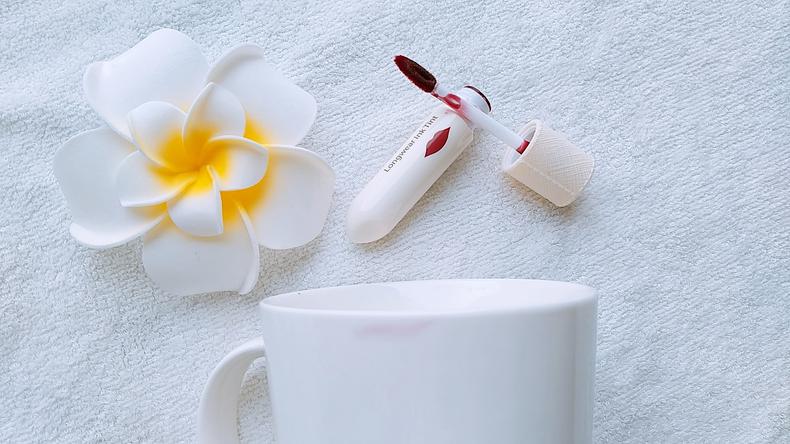 能推荐一支你无限回购的口红吗,推荐一下最近很喜欢的两支口红