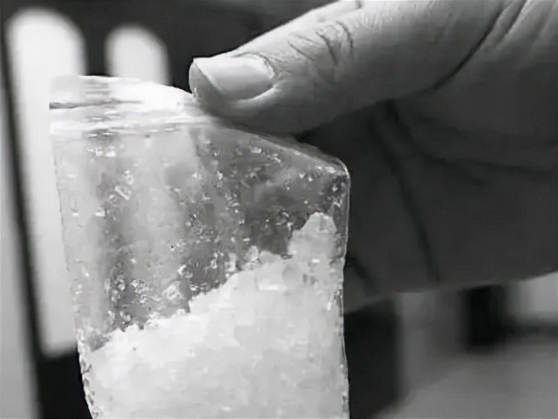 90后女孩涉嫌贩毒案例,打工妹被判刑案例