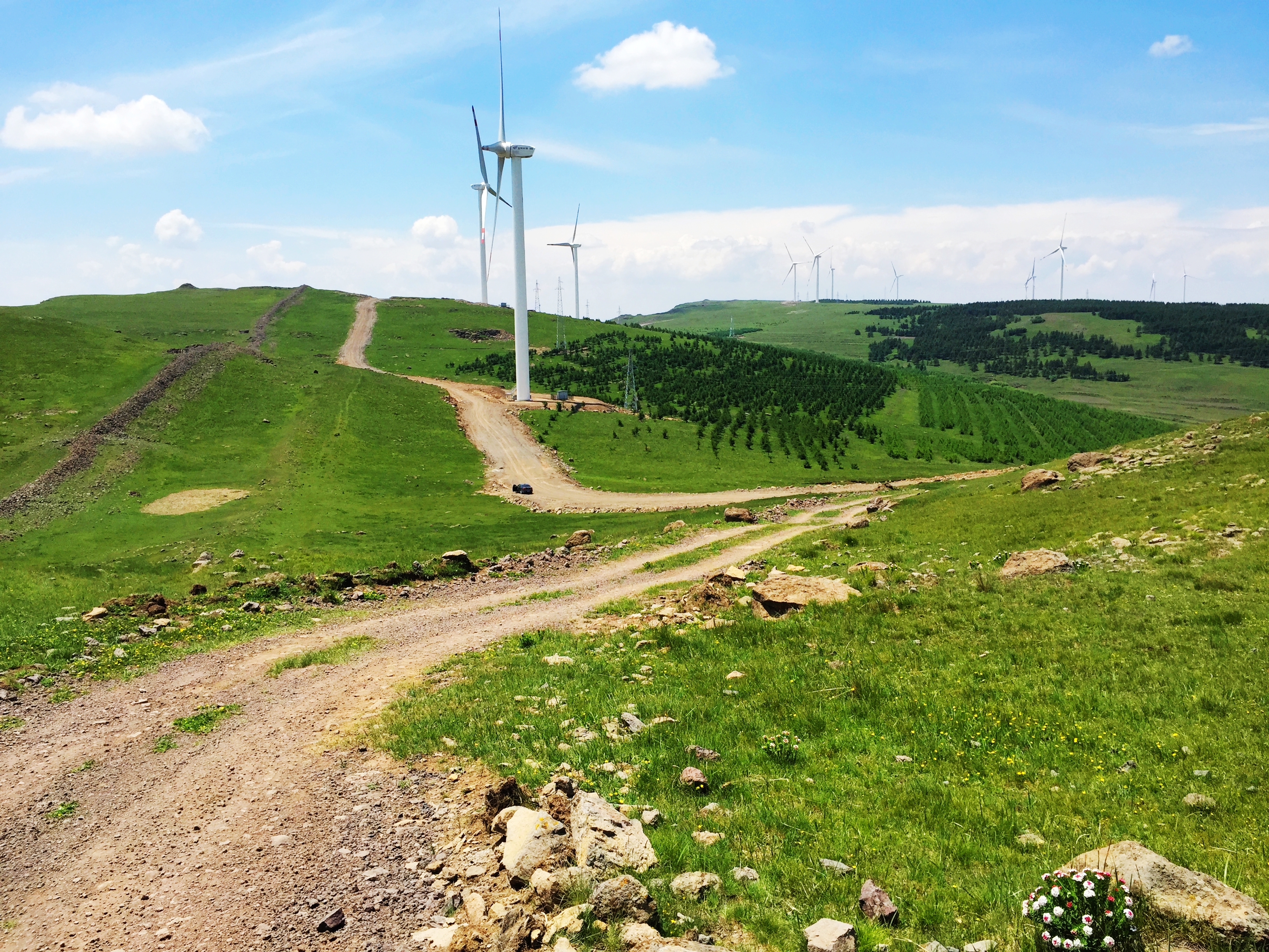 张北除了草原天路还有什么好玩的,张北草原天路有湖