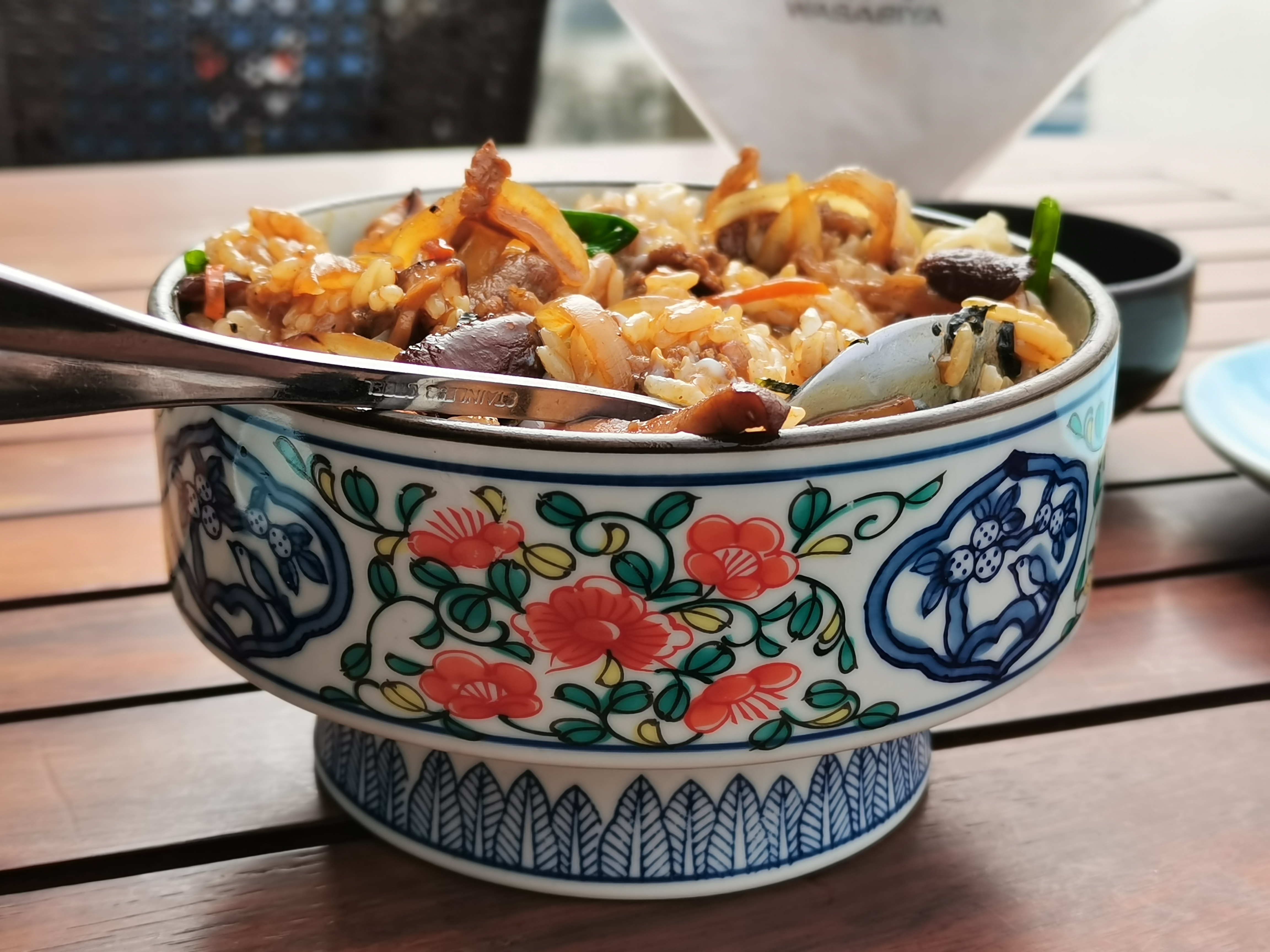 重庆新出一家日料店,网友直呼真想住在那儿