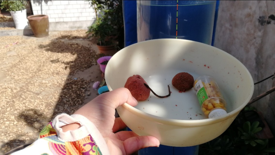 浮漂调好了水深下不去,浮漂不加钩调到五目钓几目