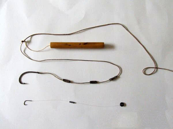 以前的钓鱼装备vs现在的钓鱼装备,几十年前的鱼竿