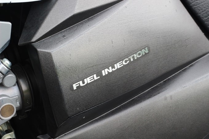 铃木gsx1400测评,铃木摩托车gsx1000