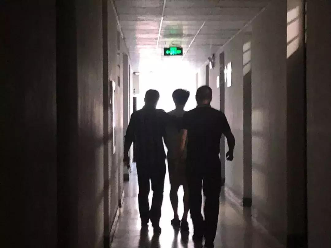 倒卖“聪明药”“伟哥”！大学生踏上*私走**、贩毒不归路！