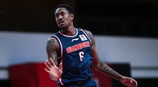 杜锋两广大战广厦,杜锋主力赵睿轮休