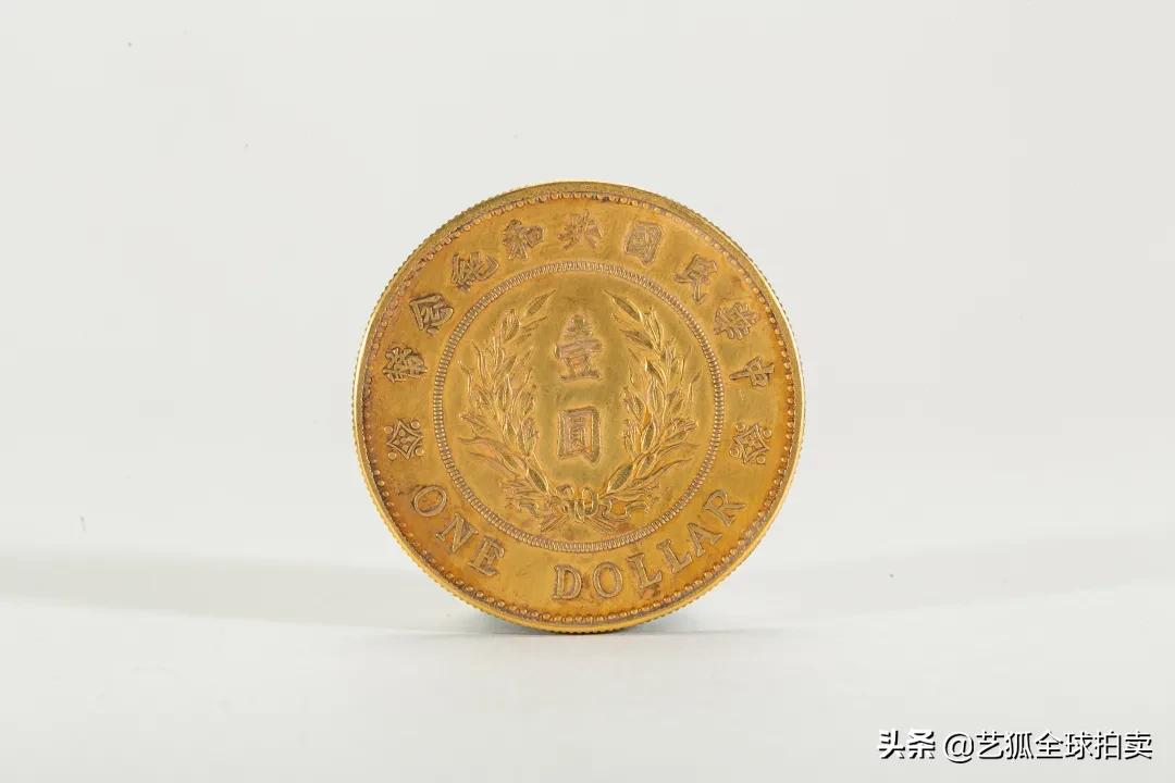 乾隆御制四方景泰蓝花鸟拍卖价格,清乾隆铜鎏金景泰蓝镶嵌宝石宫灯