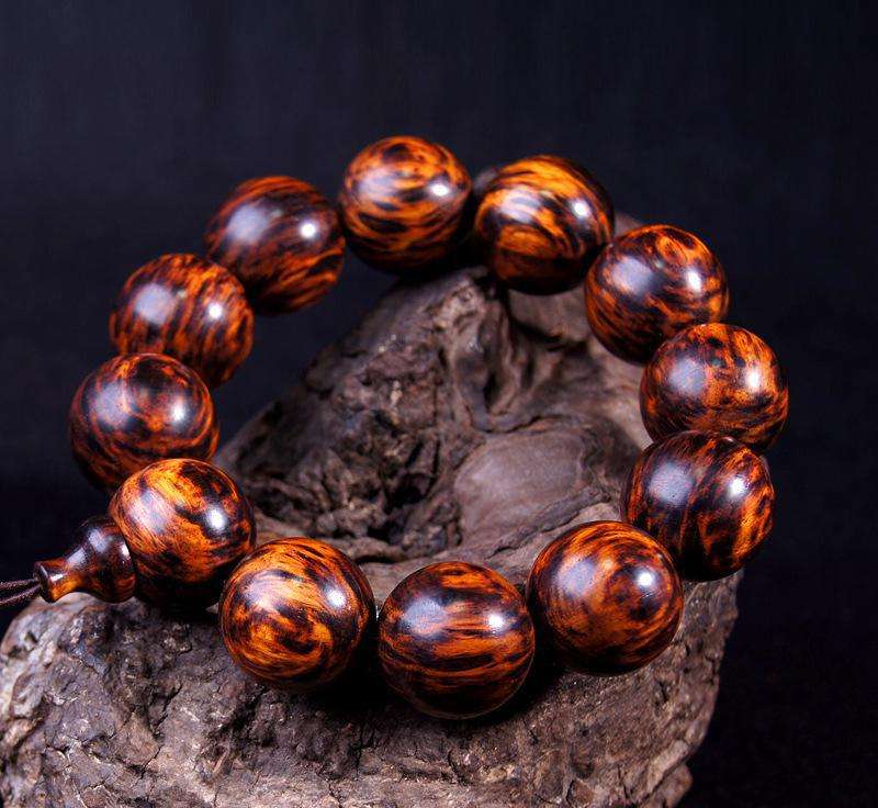 史上最权威的木质文玩手串排行,文玩木质手串最值得入手的