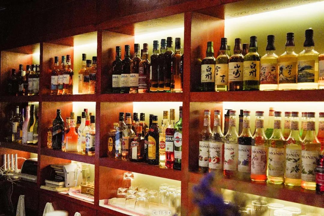 低调奢华的酒吧,小酒馆日式风格酒吧