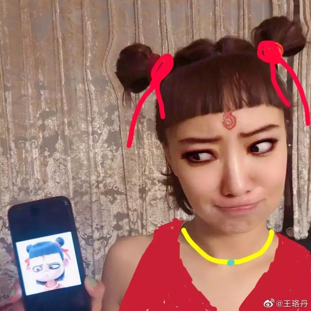 女明星全员哪吒头！杨超越可爱，IU甜美，但最出彩的还是她