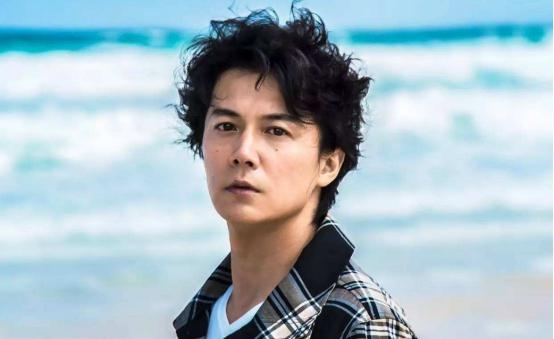 看看日本娱乐圈的那些锦鲤,转发他们有奇迹发生哦