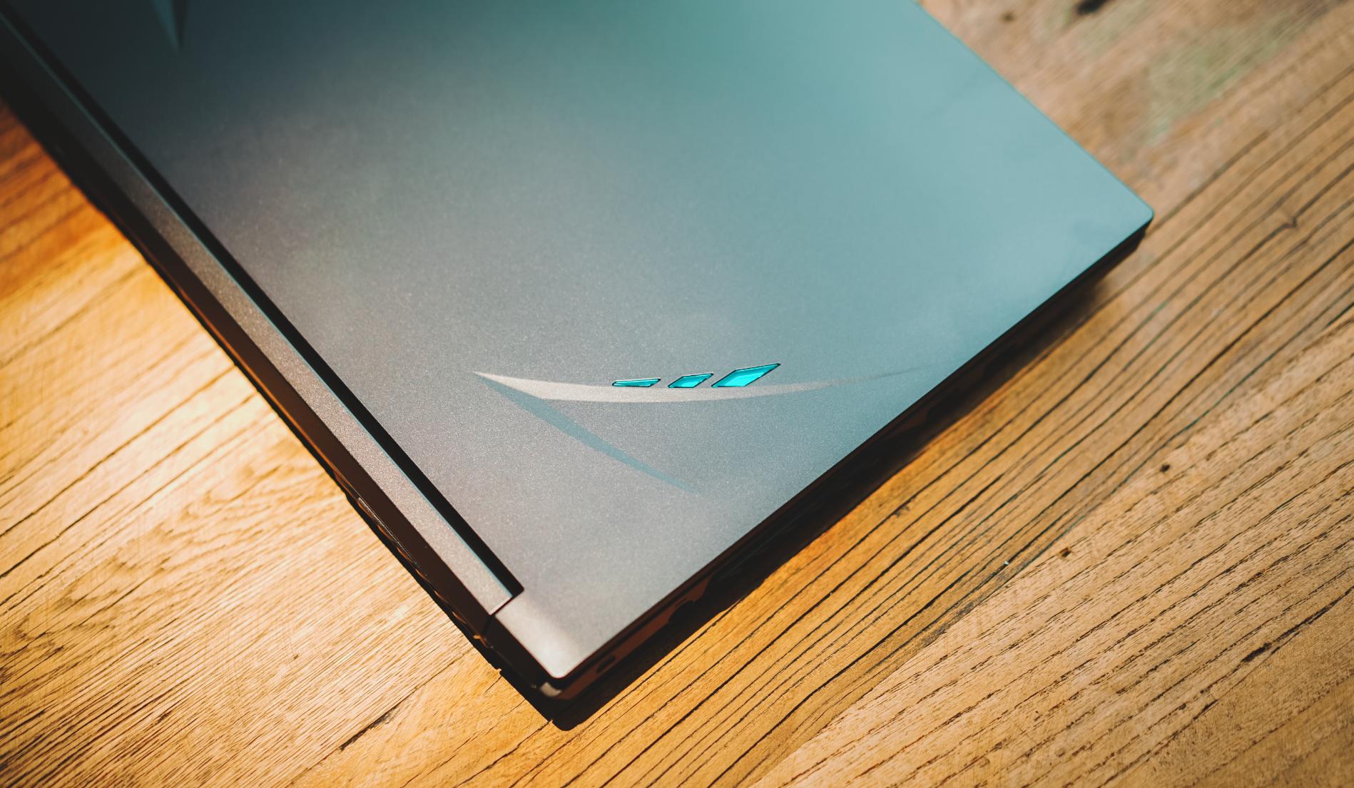 炫龙m7-e8s3怎么样,炫龙m7e6s3优缺点