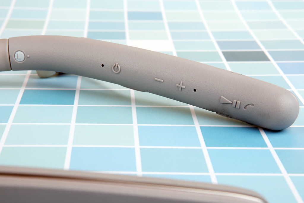 索尼wi-1000x对比评测,索尼wi-c600n和1000x哪款值得买