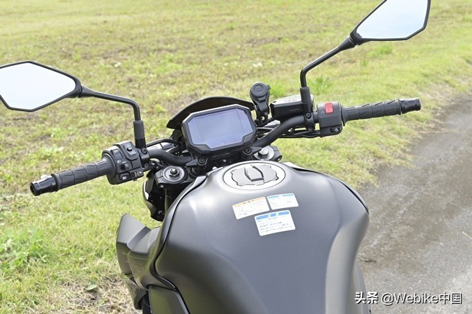 川崎z900跟川崎z1000有什么差别,川崎Z900驾驶体验