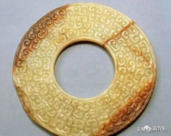 古玉孔道内外包浆沁色一致,古玉有沁色好还是无沁色好