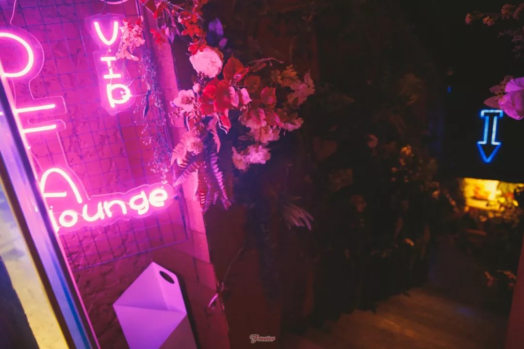 海口小众酒吧指南|放下手机,跟我喝酒去