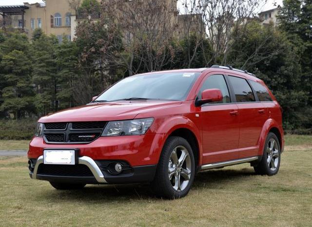 道奇酷威落地价新车,落地26万提车