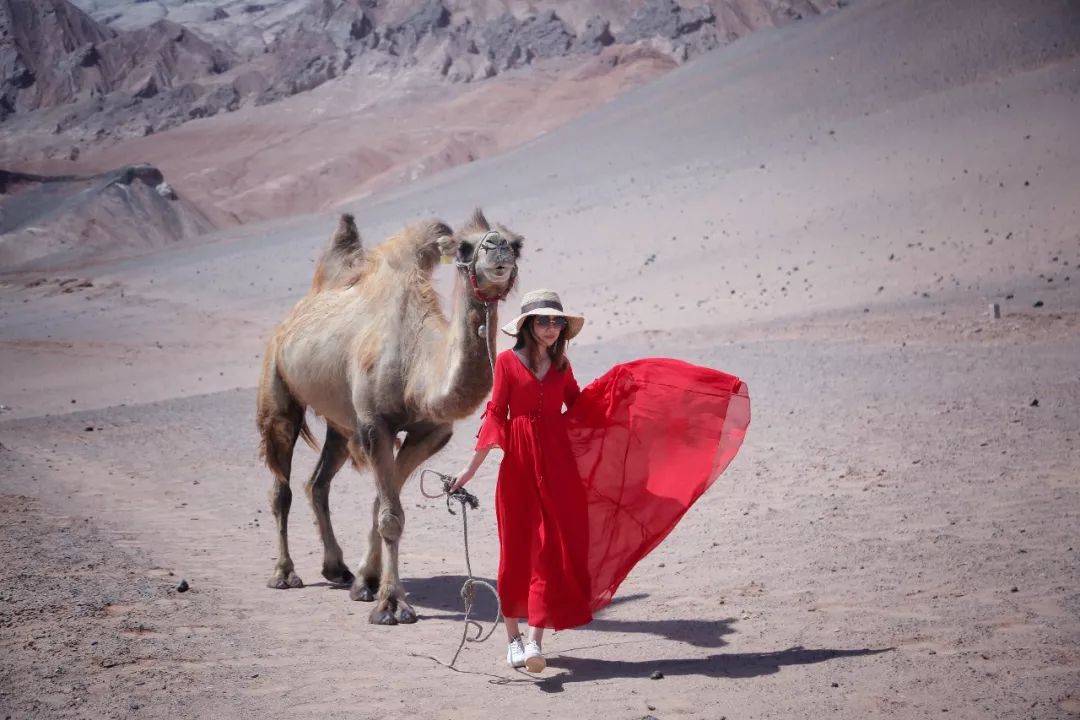 去过18次*疆新**的江南女子，用亲身经历告诉你，*疆新**究竟有多美