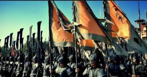 古代打仗第一排的兵明知道要死,古代打仗为什么士兵敢往前面冲