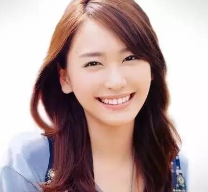 把水光针当饭吃?这位网红简直丧心病狂!整容后年入千万