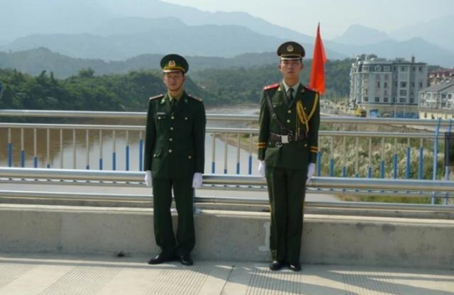 当年号称“世界第三”，如今越南*队军**怎么样，军费都要自己赚