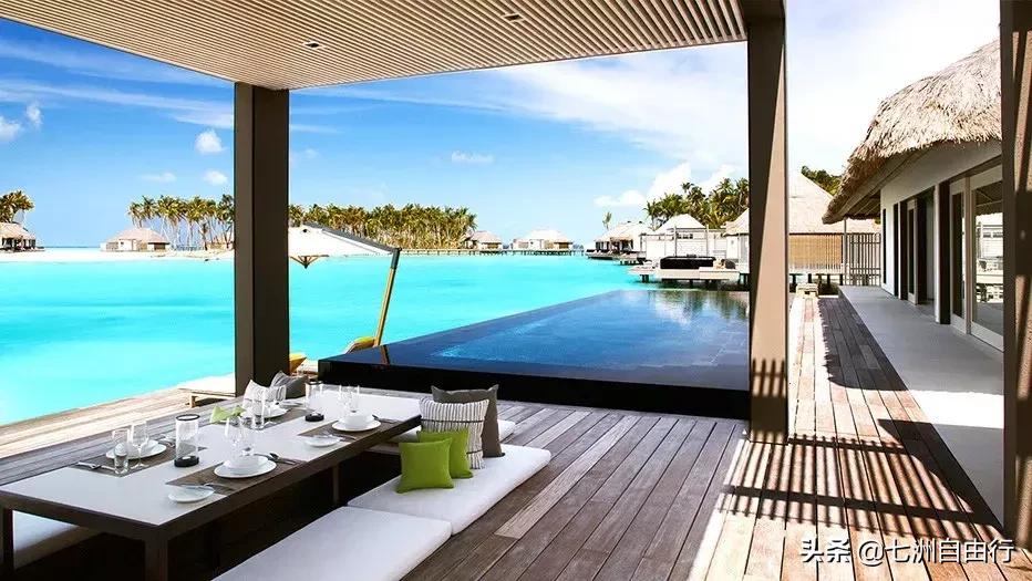 白马庄园,白马庄园店