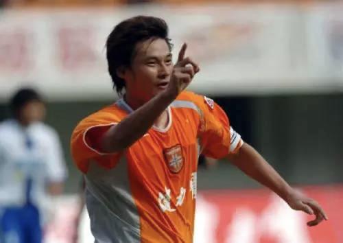 中国足球中的爆笑经典语录,中国足球最经典语录英文