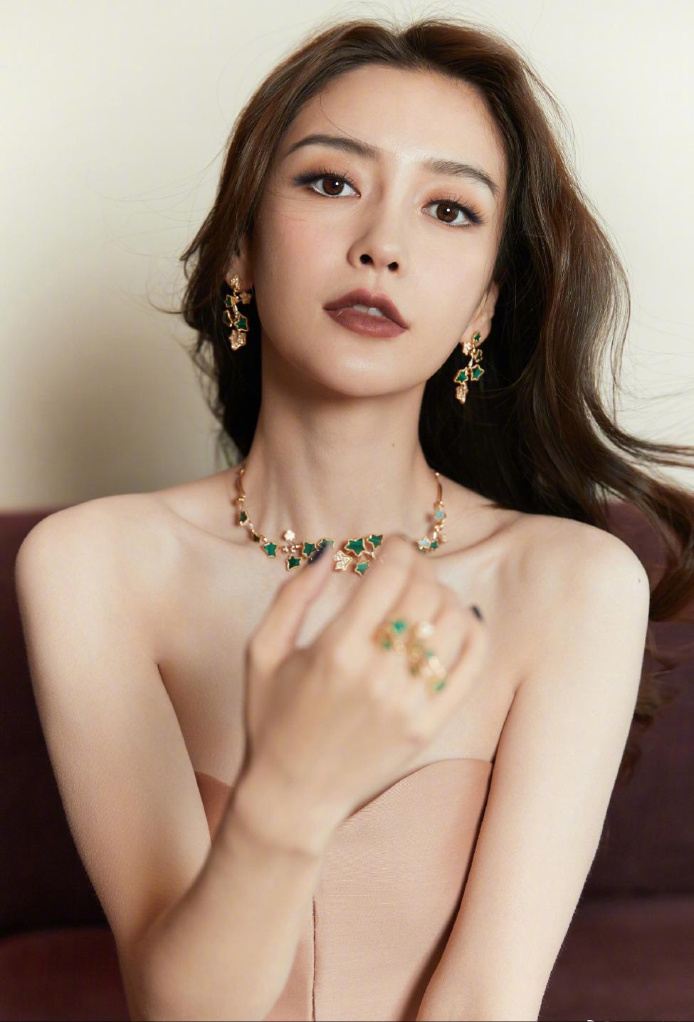 angelababydior美妆,angelababy化妆的视频直播