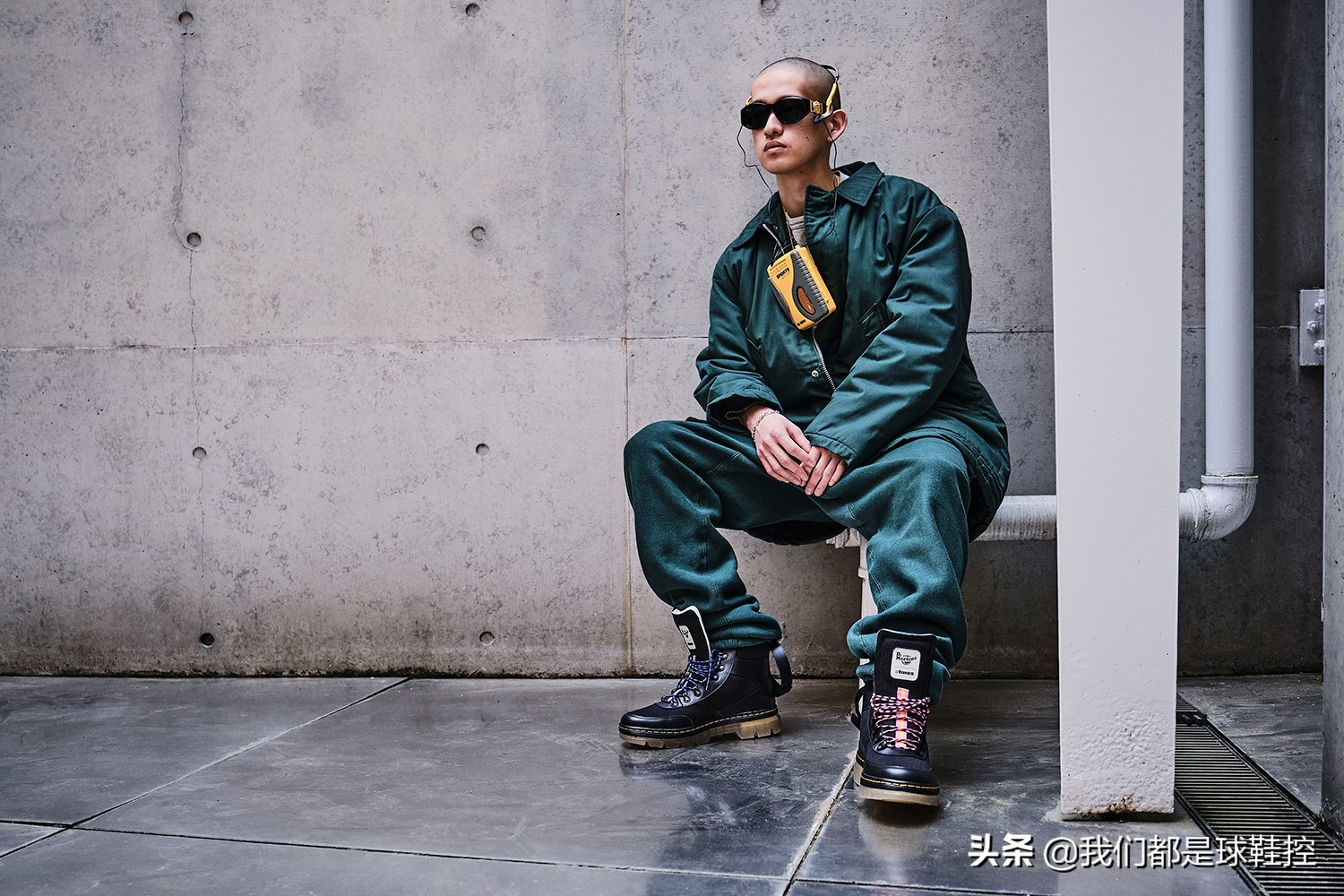 drmartensatmos鑱斿悕,dr.martens鑱斿悕supreme铔涚綉