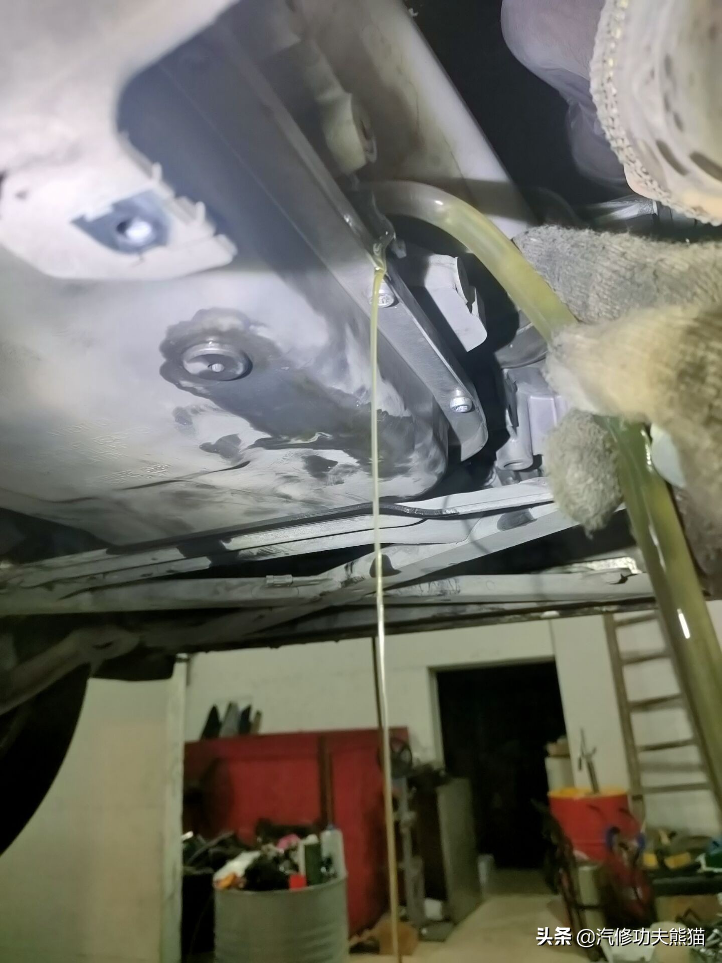 当年奥迪q5落地多少钱,当年奥迪q52018款典藏版价格