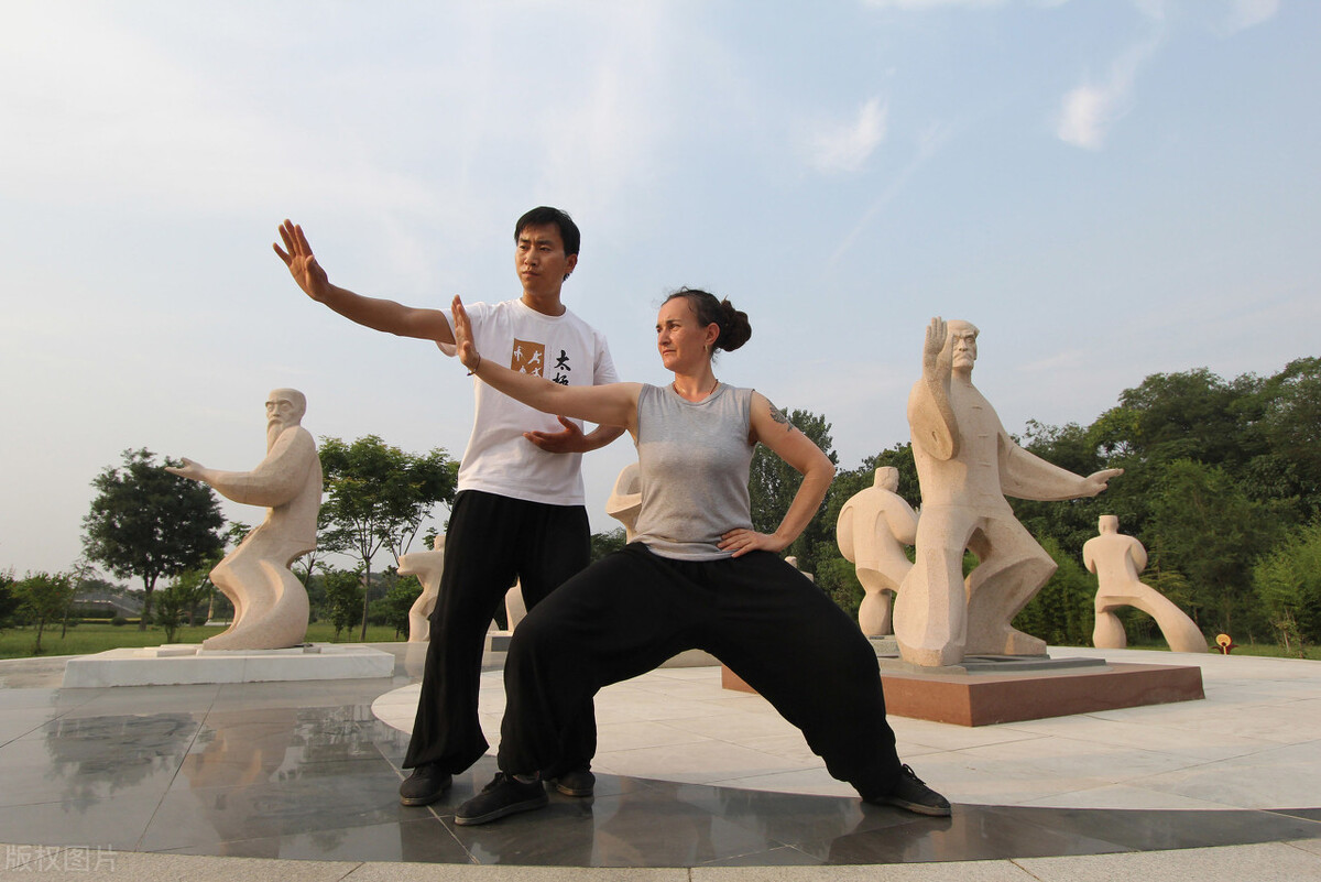 太极拳一步六拳教学,太极拳一招一式