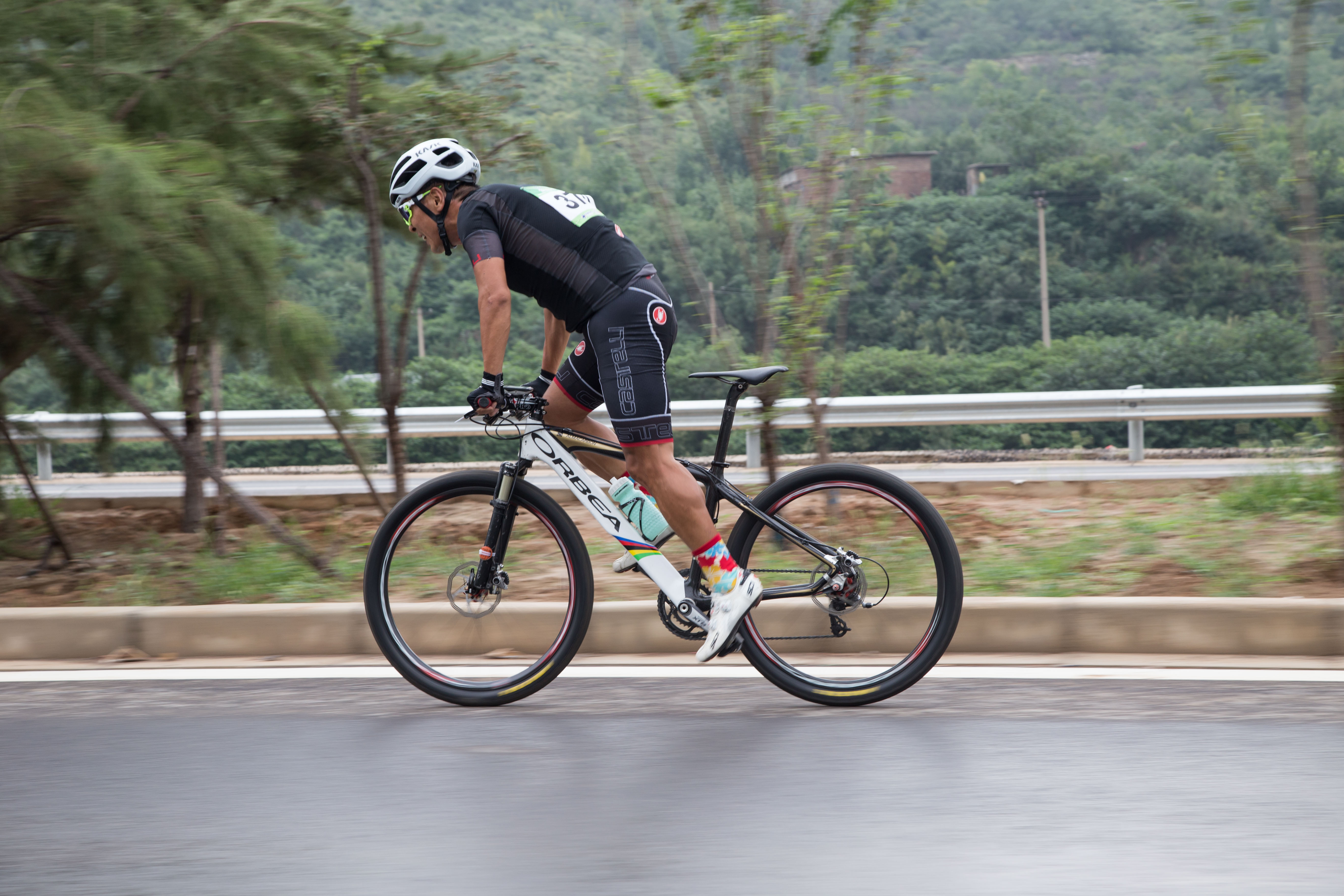 拍摄体育运动如何设置相机参数,体育摄影的拍摄技巧
