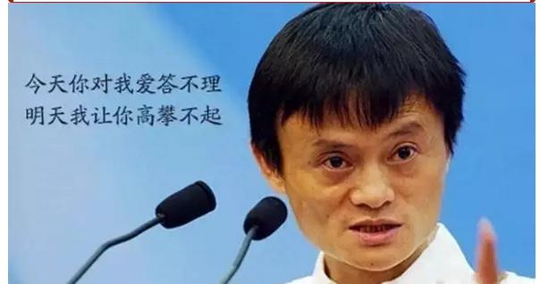 从时尚界的引领者到城乡结合部的代表，欧时力经历了啥？