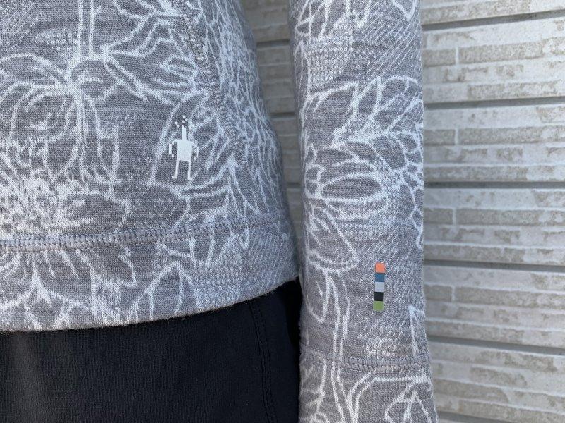 一件很旧很破的羊毛衣,不可水洗的羊毛衣