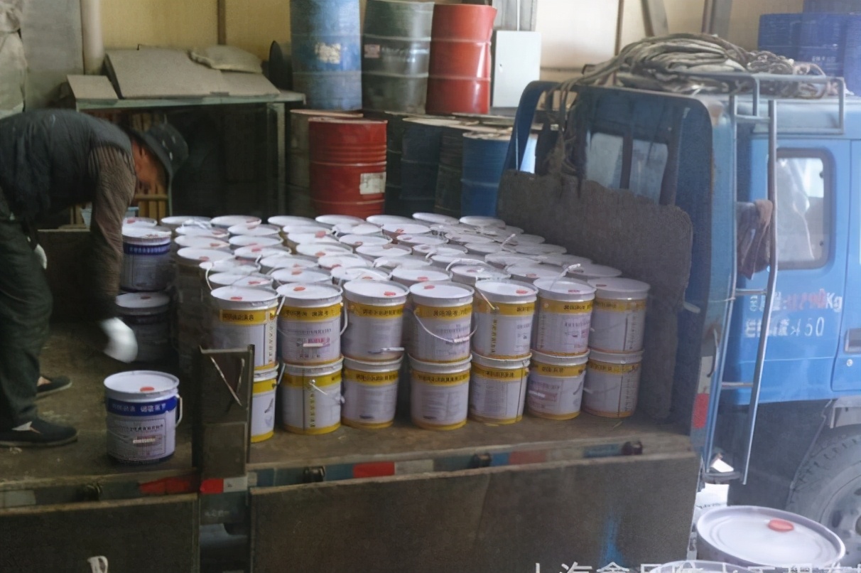 发泡胶堵漏的正确方法,聚氨酯发泡堵漏剂工艺原理