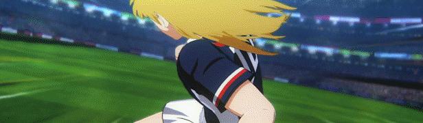 经典足球小子,天空翱翔的男孩