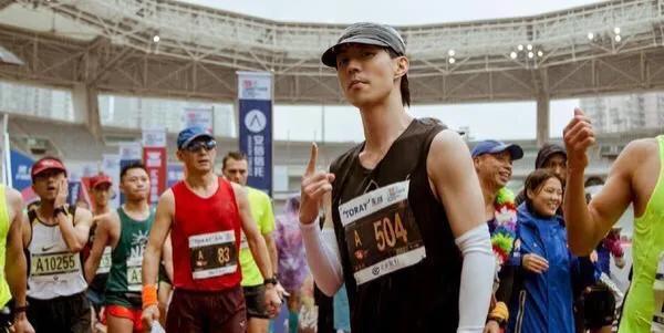 棒棒堂獒犬为什么不红,棒棒堂成员敖犬