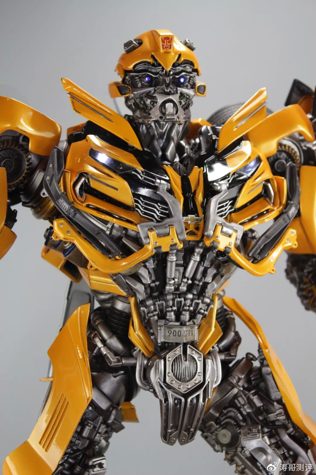 开箱价值1万的新年礼物,10000元以上的大黄蜂模型