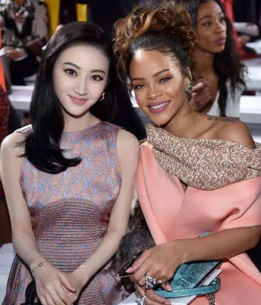 张天爱视频用的保养护肤面霜,张天爱作息曝光视频