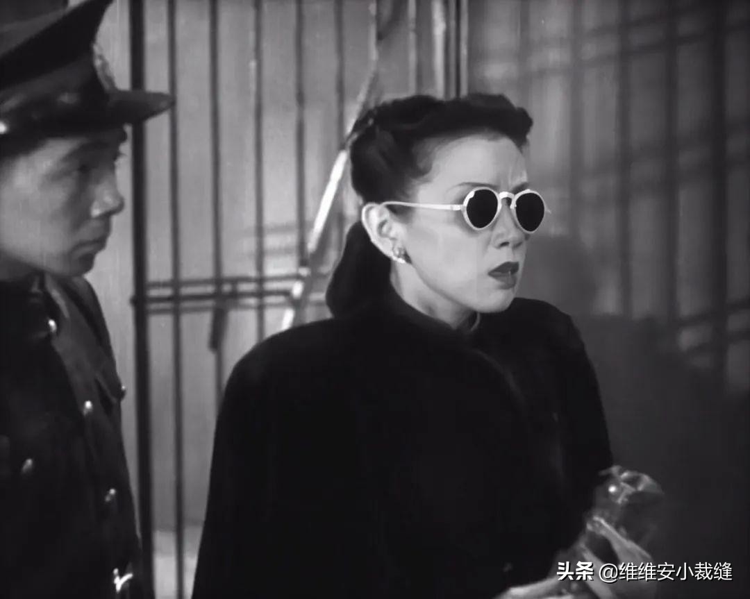 上官云珠年轻时有多时髦？超A小墨镜复古摩登，惊艳了整个时尚圈