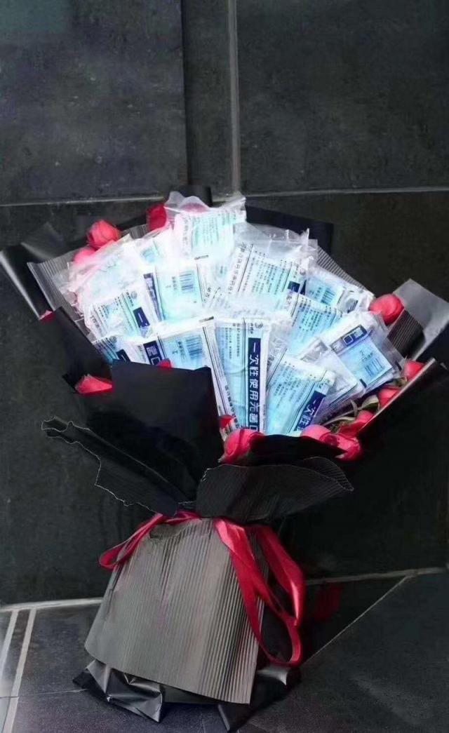 深度深圳⑥｜突然，我们的生活离不开口罩了