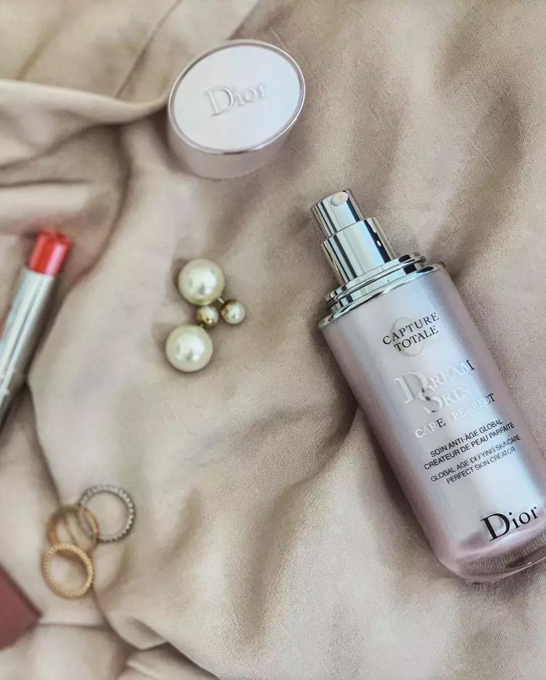 懒人素颜霜裸妆滋润不脱妆,懒人素颜霜推荐遮瑕裸妆