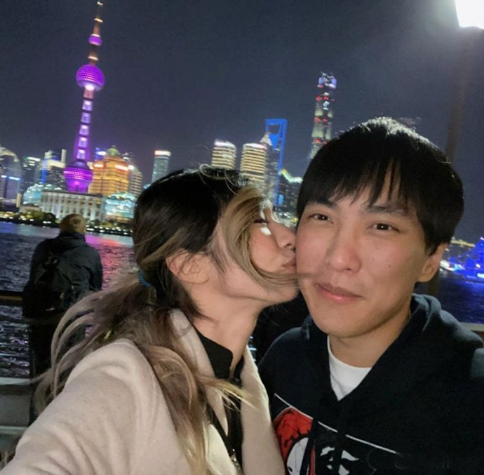 doublelift和女友,doublelift女友leena